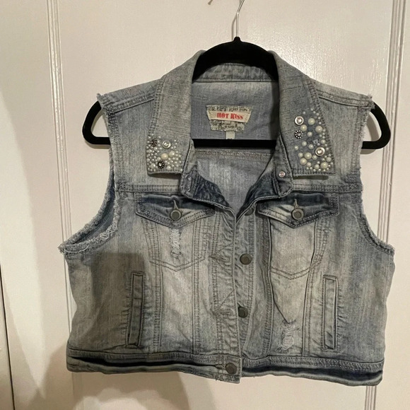 Hot Kiss Jackets & Blazers - Hot kiss jeweled sleeveless Jean jacket - XL